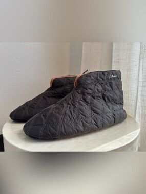 L.L. Bean Quilted Black Men's Slip-On Bootie Slippers